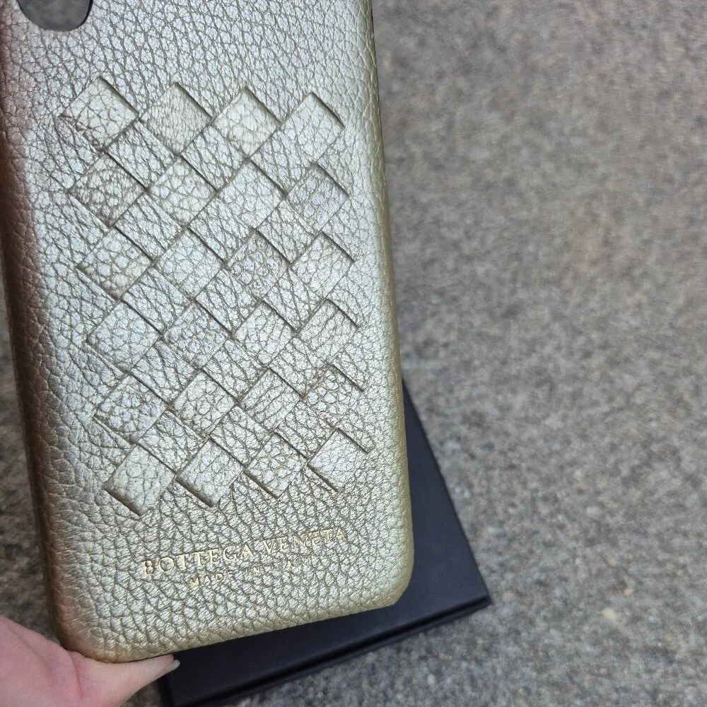 NIB Bottega Veneta Intrecciato Leather iPhone X Case in Platinum